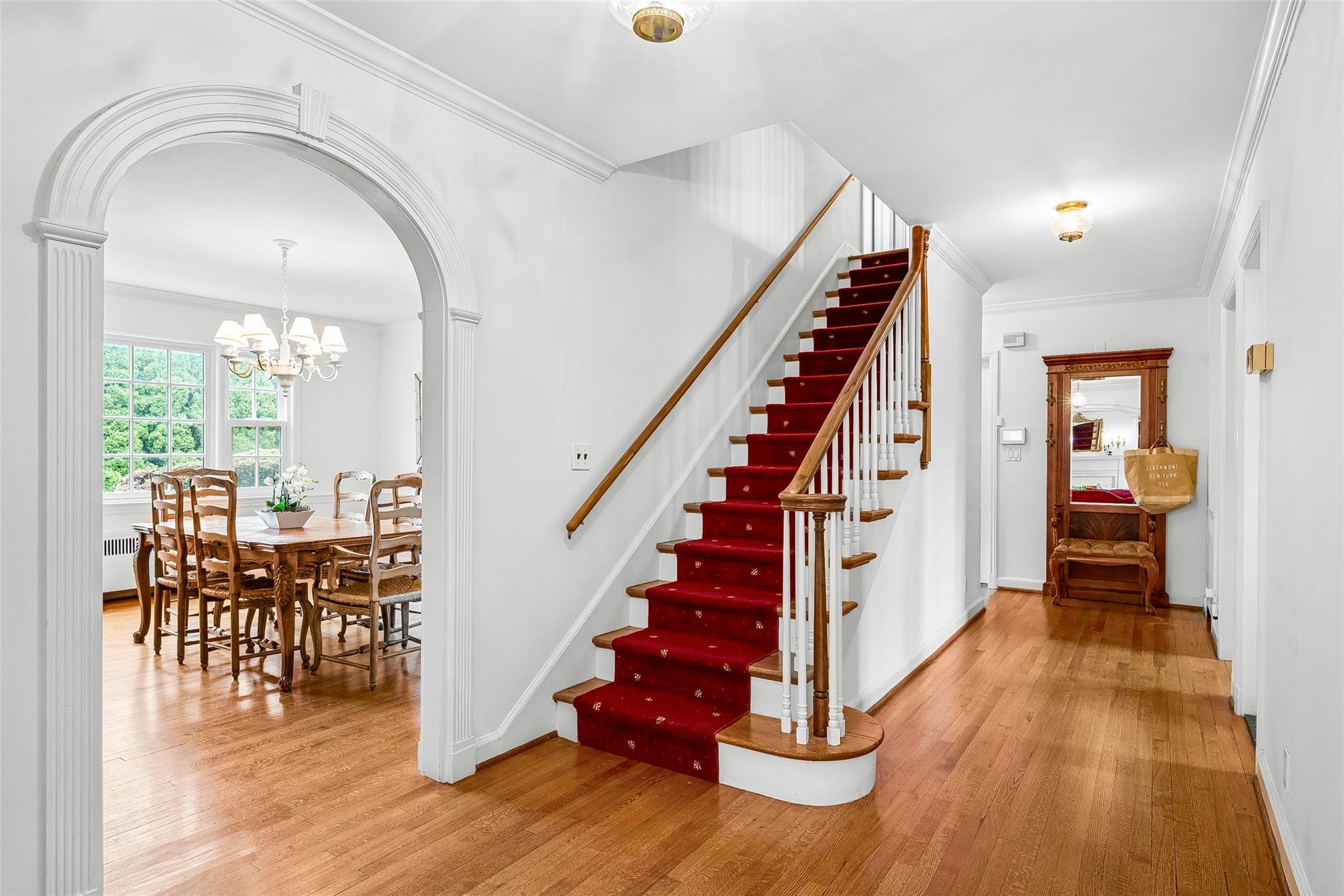17 Byron Lane, Larchmont, New York image 10