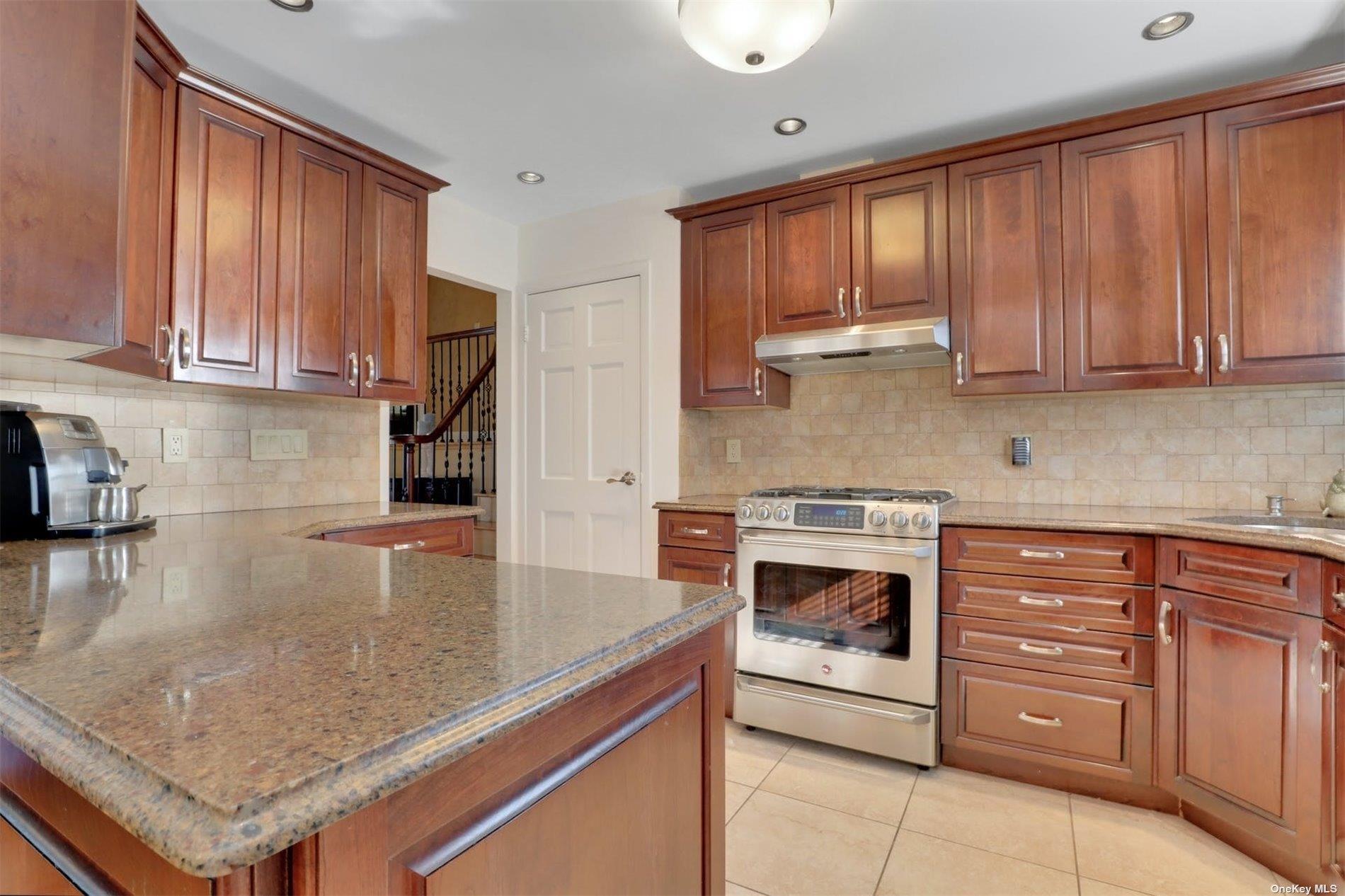 34 Sachem Street, East Rockaway, New York image 12