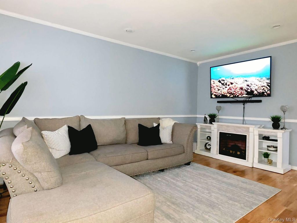 Photo of 890 Clay Street, Baldwin, NY 11510 (MLS # 964059)