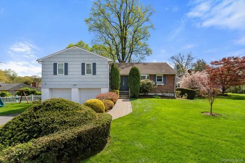 Photo of 99 Donnybrook Road, Scarsdale, NY 10583 (MLS # 984821)