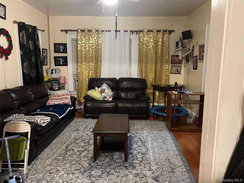 Photo of 83 Roger Avenue, Hempstead, NY 11096 (MLS # 939372)