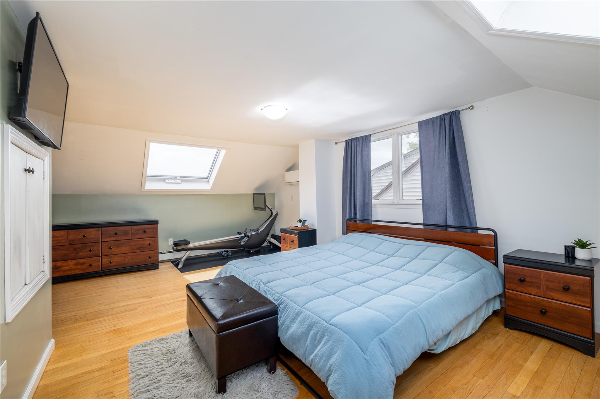 39 E Hollywood Avenue, Lindenhurst, New York image 8