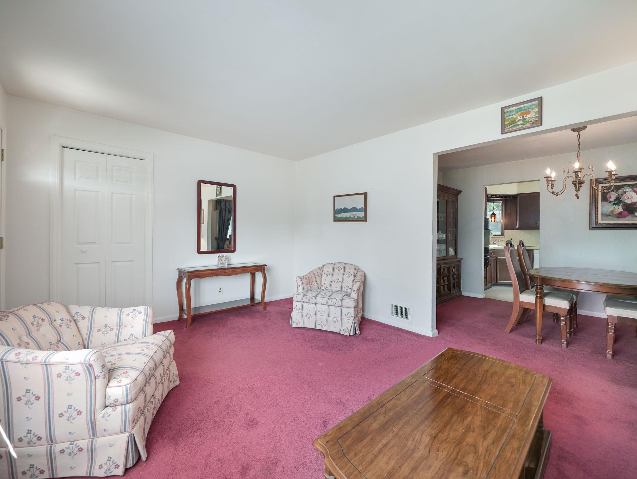 89 Secor Boulevard