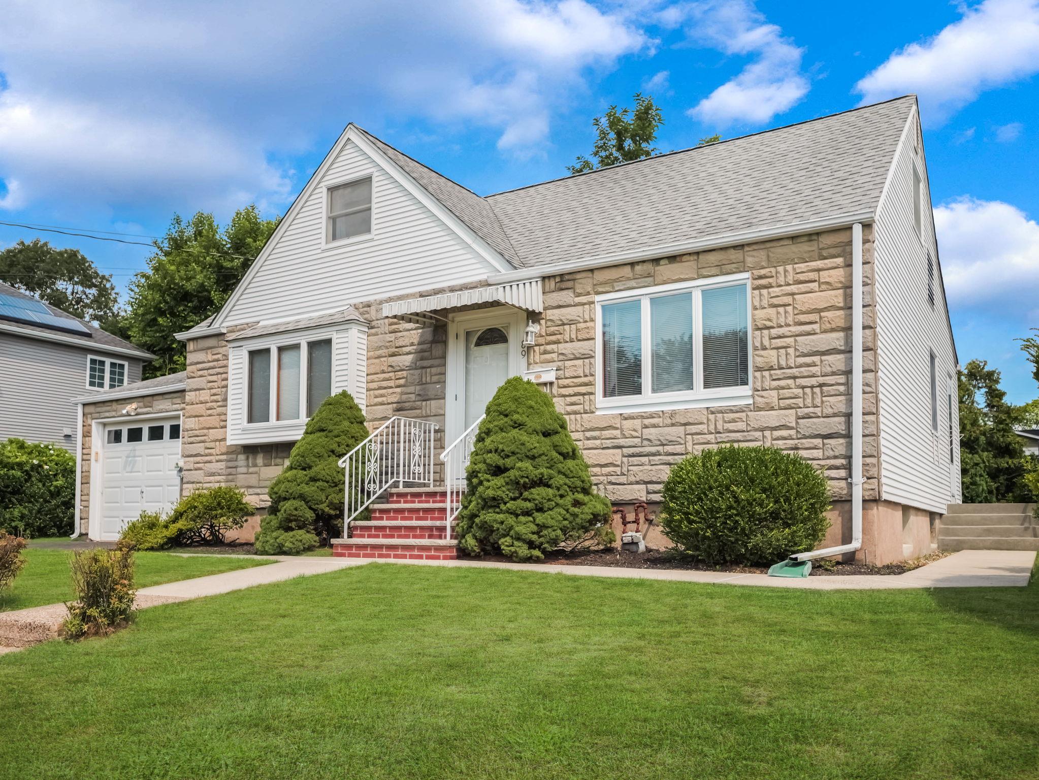 89 Secor Boulevard