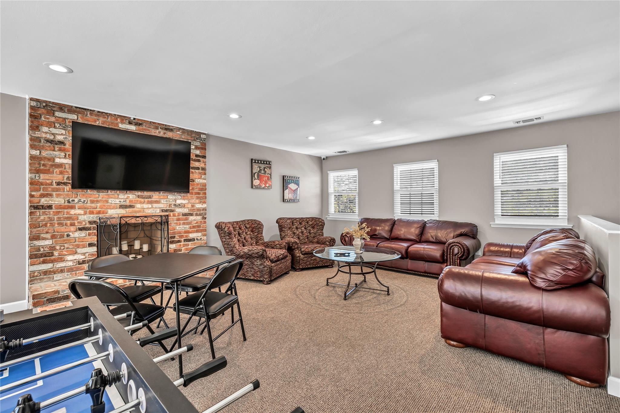 79 Woodlake Drive, Woodbury, New York image 39