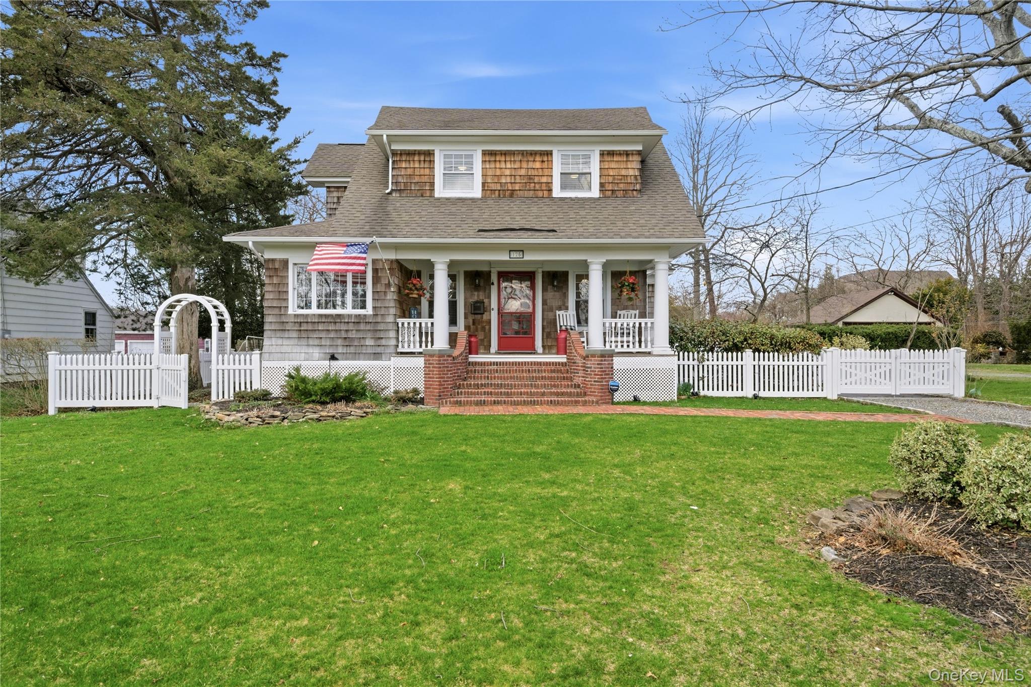 125 S Bayview Avenue