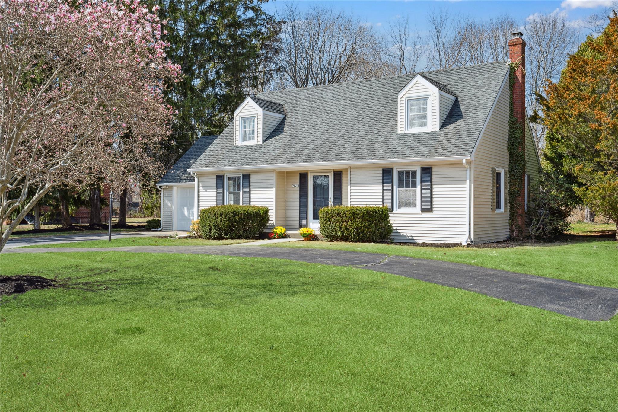 950 Main Bayview Road, Southold, New York image 2