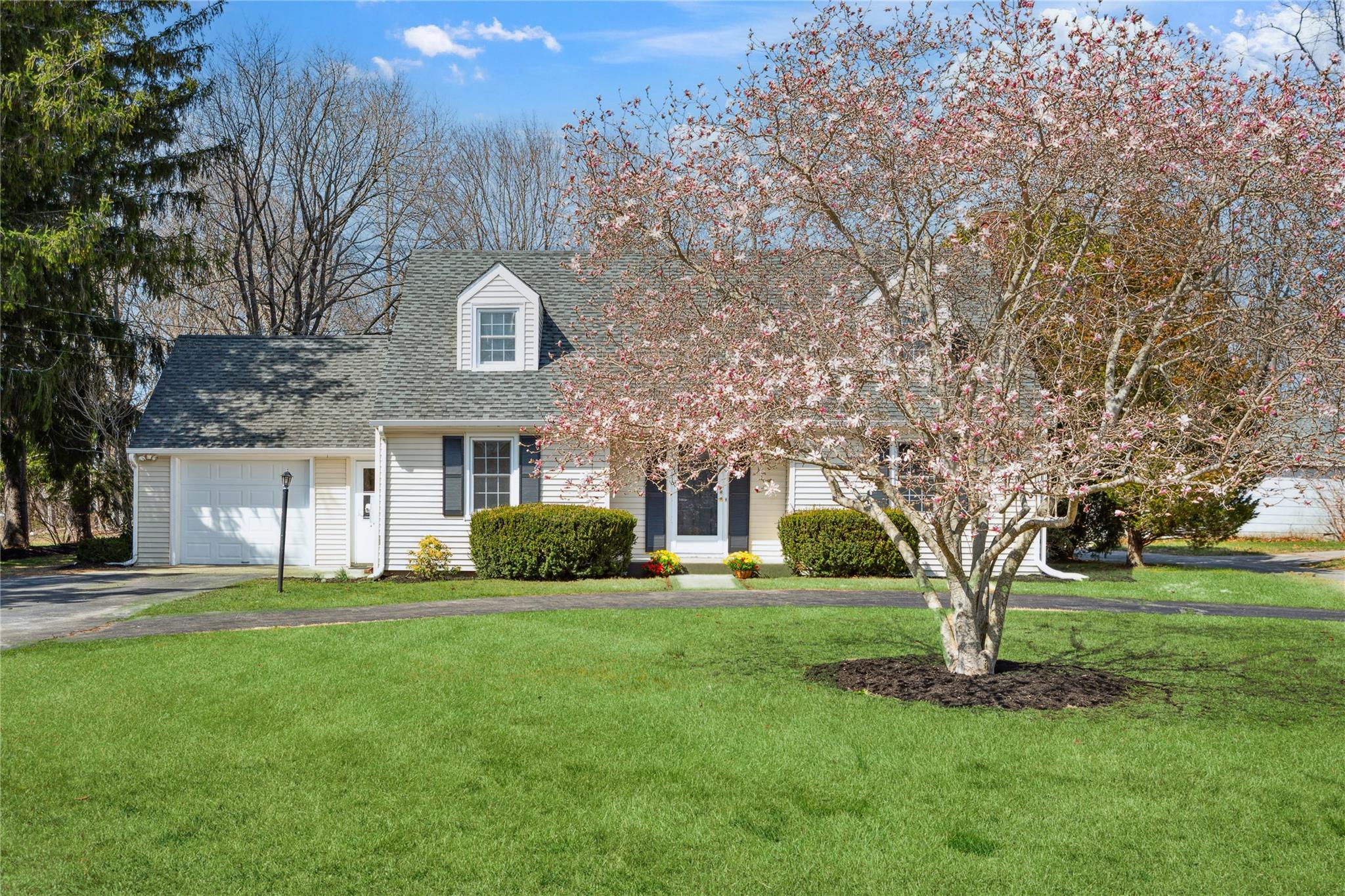 950 Main Bayview Road, Southold, New York image 3