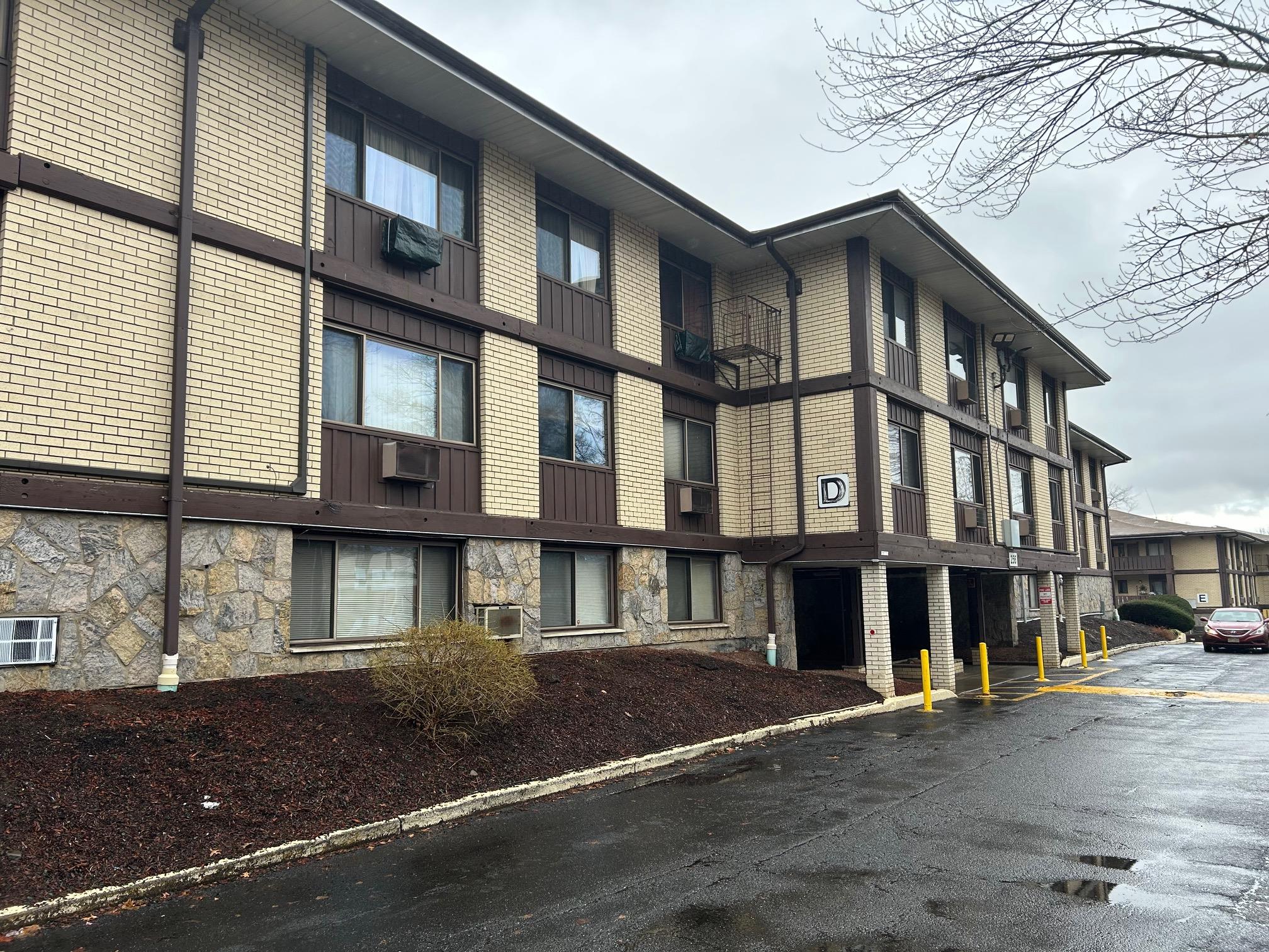 256 North Main Streets #D4, Spring Valley, New York image 1