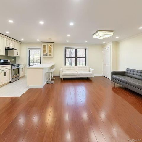 19636 67 Avenue 1 Fresh Meadows NY 11365