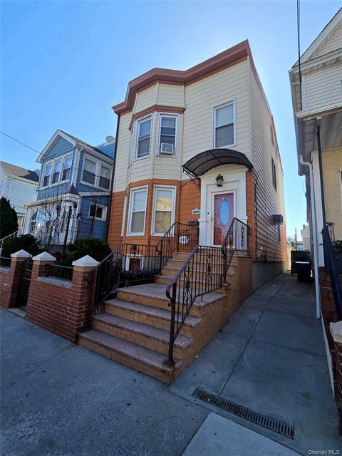 Multifamily For Sale - 101-50 104th Street<br/> Queens County, Ozone Park, NY 11416