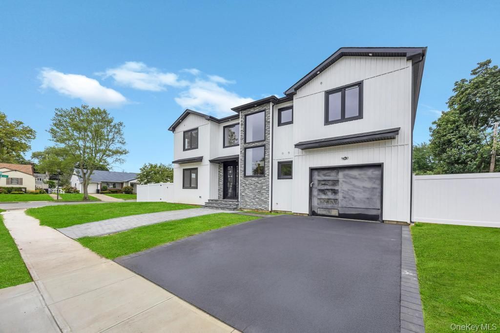 Photo of 472 Farmranch Road E, Bethpage, NY 11714 (MLS # 898018)