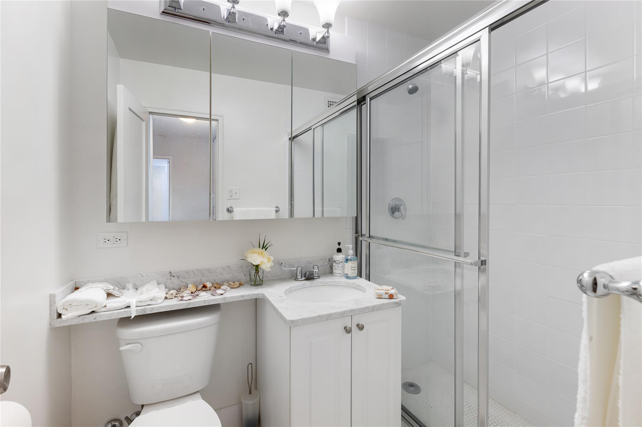 2500 Johnson Avenue #8K, Bronx, New York image 12