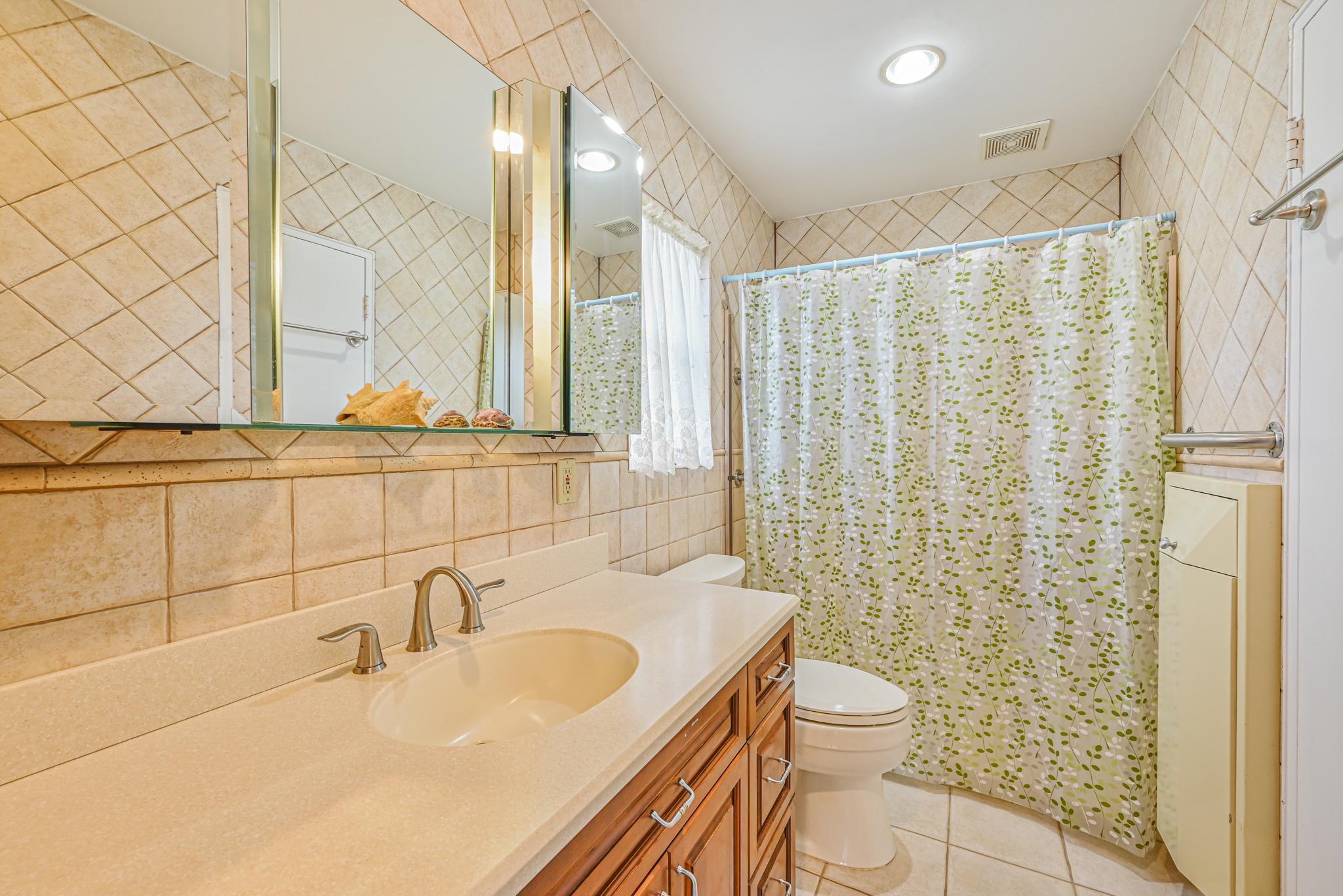 2515 Aron Drive, Seaford, New York image 13