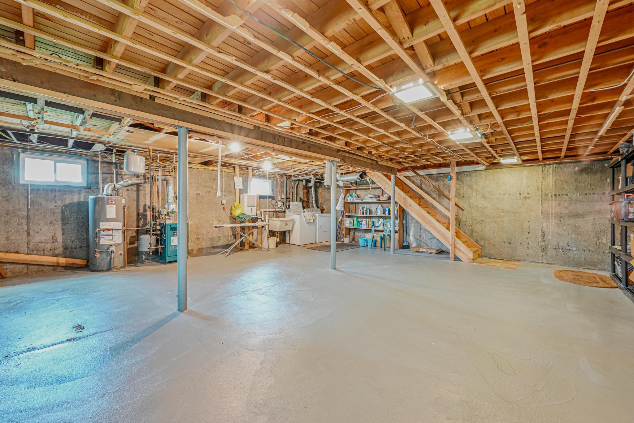 2515 Aron Drive, Seaford, New York image 15
