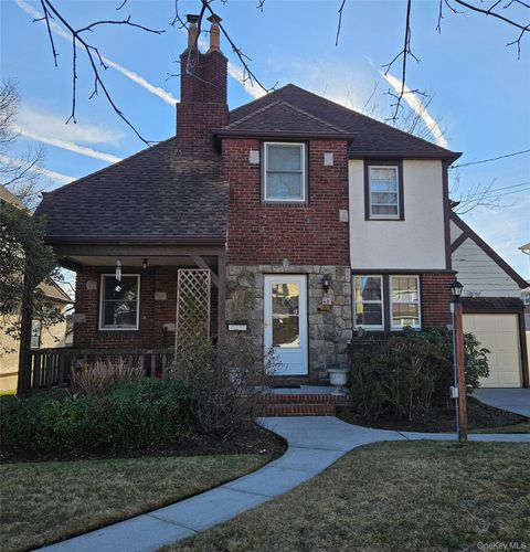 15 Donald Place, East Rockaway, NY 11518 - MLS#: 950203