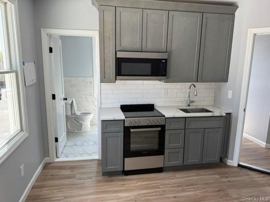 10 W MAIN ST, KINGS PARK, NY 11754 - Image c9ffb7f75d9eeb3690ba2a442bcd30d2/3735284380