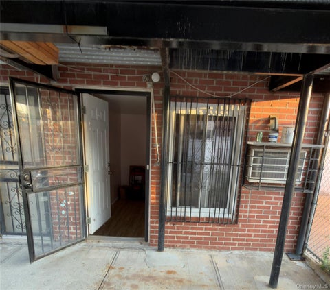 Apartment For Rent - 15307 77th Road<br/> Queens County, Flushing, NY 11367