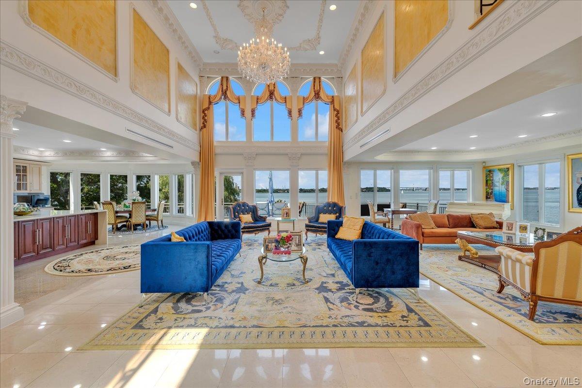 90 GREEN LEAF Hill