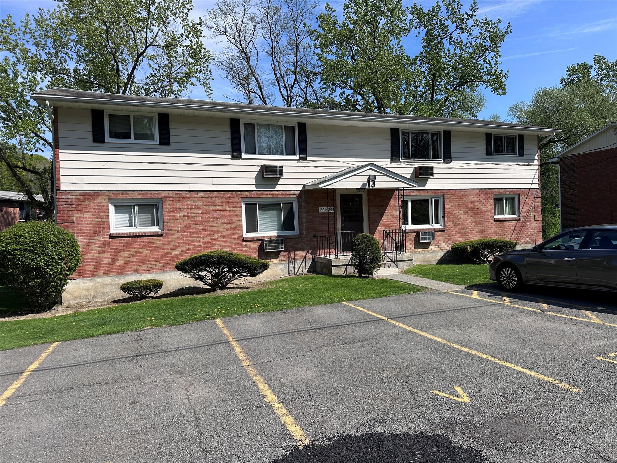 1304 Parr Lake Drive #13D, Newburgh, New York image 8