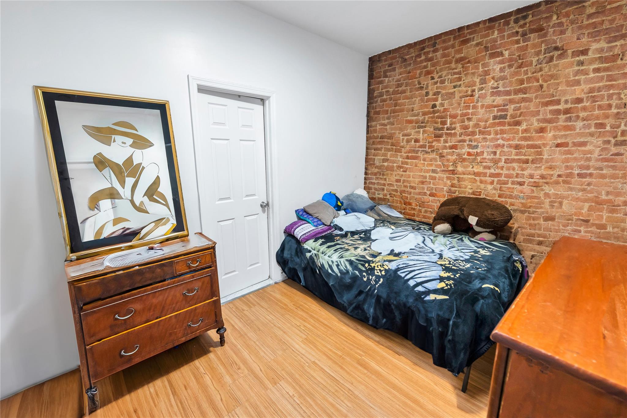 91-08 43rd Ave Ave, Elmhurst, New York image 17