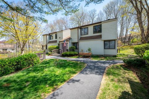 56 Kirby Close D Yorktown Heights NY 10598