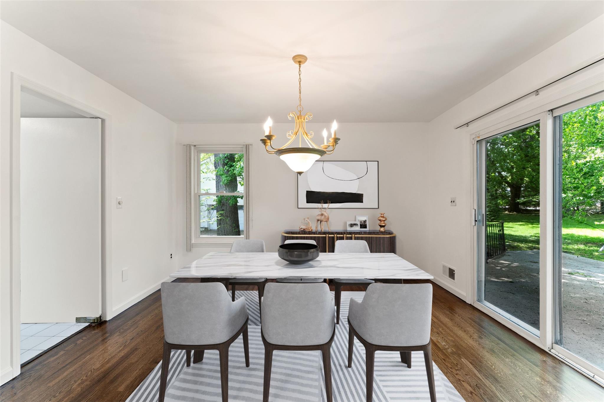 25 Saxon Woods Road