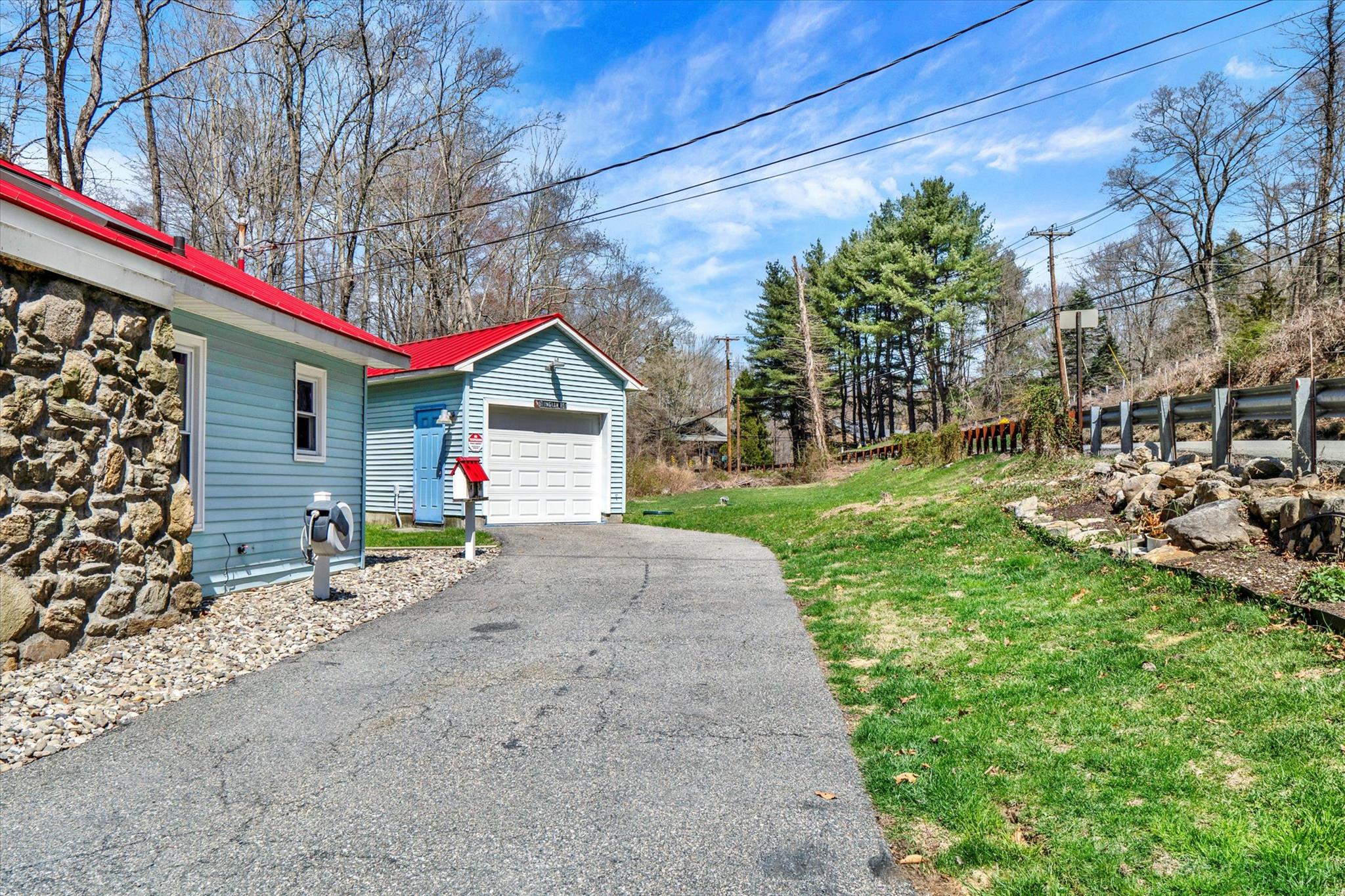 251 Canopus Hollow Road, Putnam Valley, New York image 2