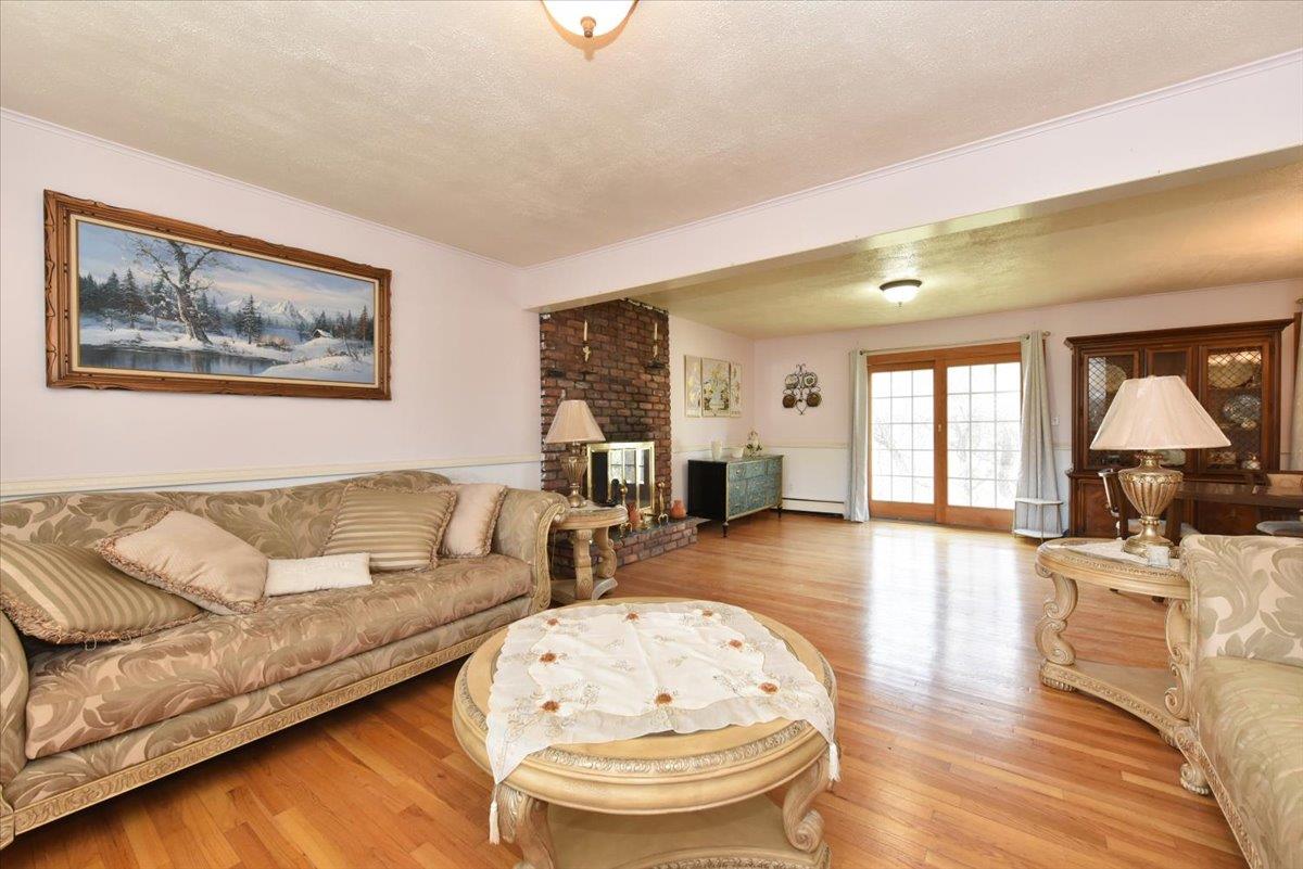 103 Arlyn Drive, Massapequa, New York image 5
