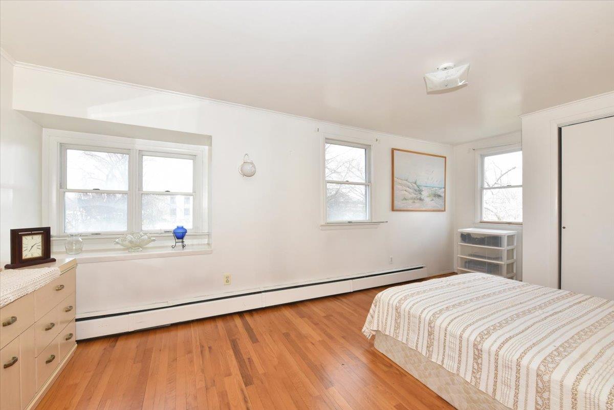 103 Arlyn Drive, Massapequa, New York image 21