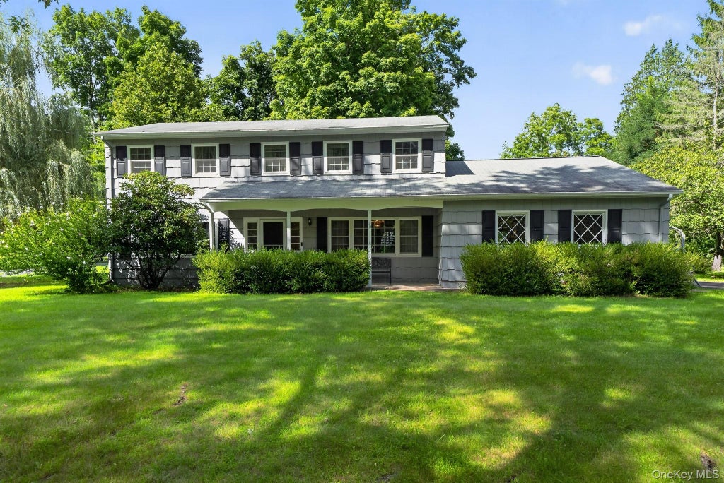 Photo of 10 Copeland Drive, Suffern, NY 10901 (MLS # 1046049)