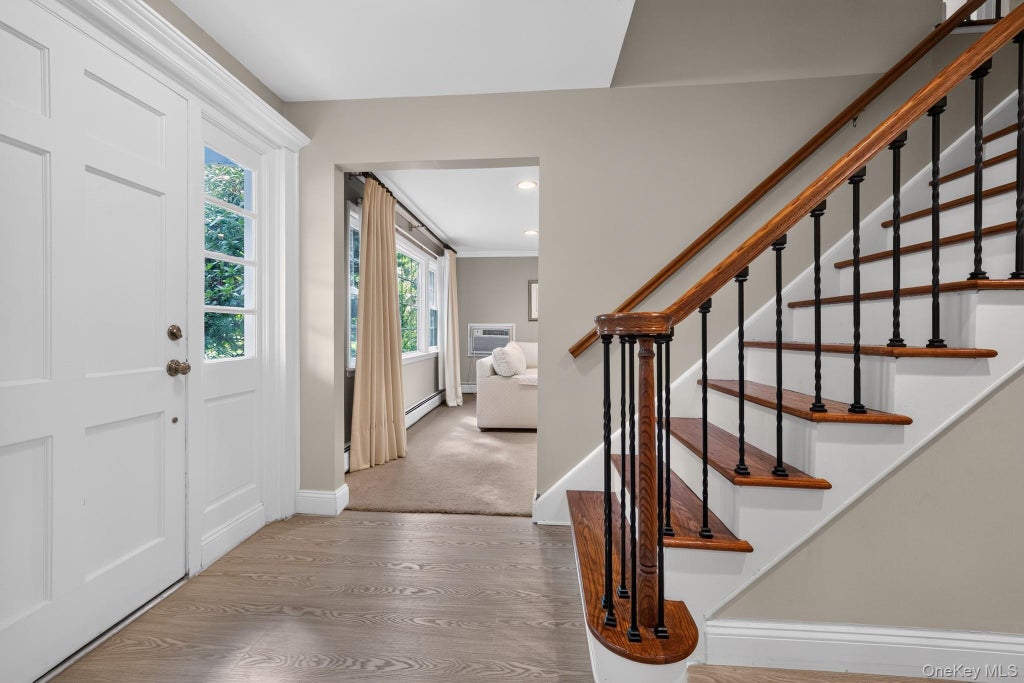 Photo of 10 Copeland Drive, Suffern, NY 10901 (MLS # 1046049)