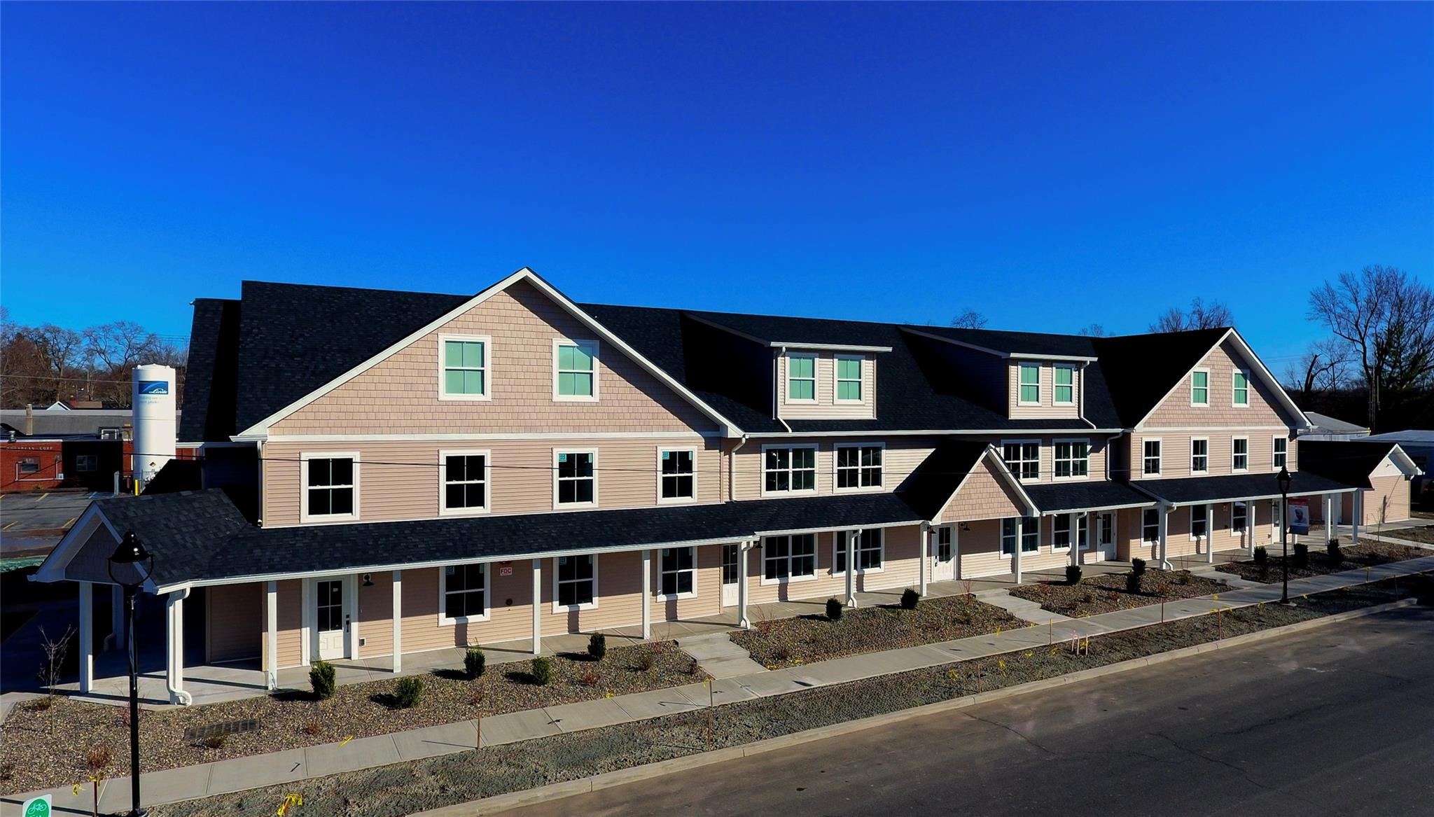 Rental Property at Park Avenue 1A, Wallkill, New York - Bedrooms: 2 
Bathrooms: 2 
Rooms: 4  - $2,400 MO.
