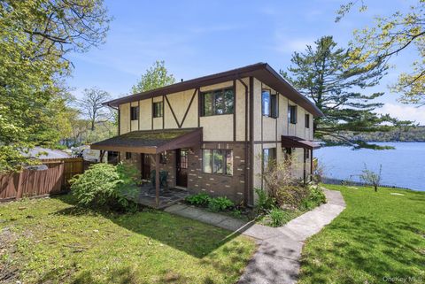 Apartment For Rent - 194 Jersey Avenue #D<br/> Orange County, Greenwood Lake, NY 10925