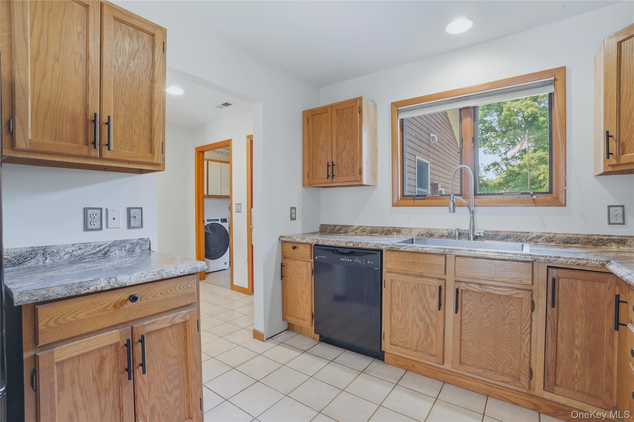 142 Ledge Road