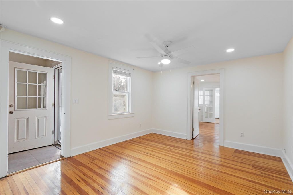 Photo of 57 Spring Street #1, Oyster Bay, NY 11771 (MLS # 951529)