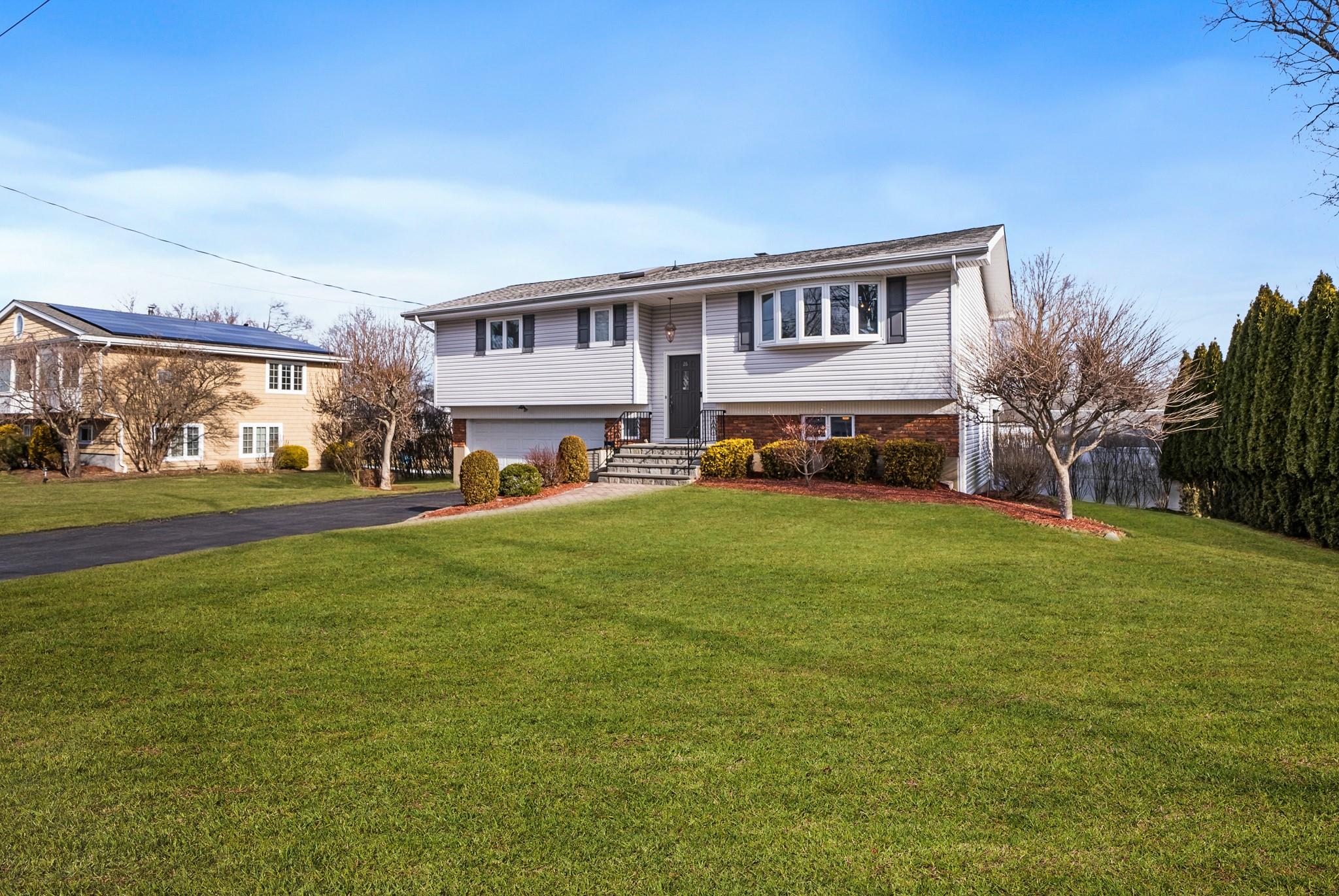26 Revere Road, Ardsley, New York image 3