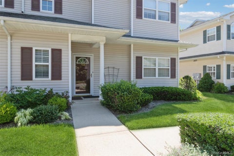 Condo For Sale - 1401 Aerie Way<br/> Suffolk County, East Quogue, NY 11942