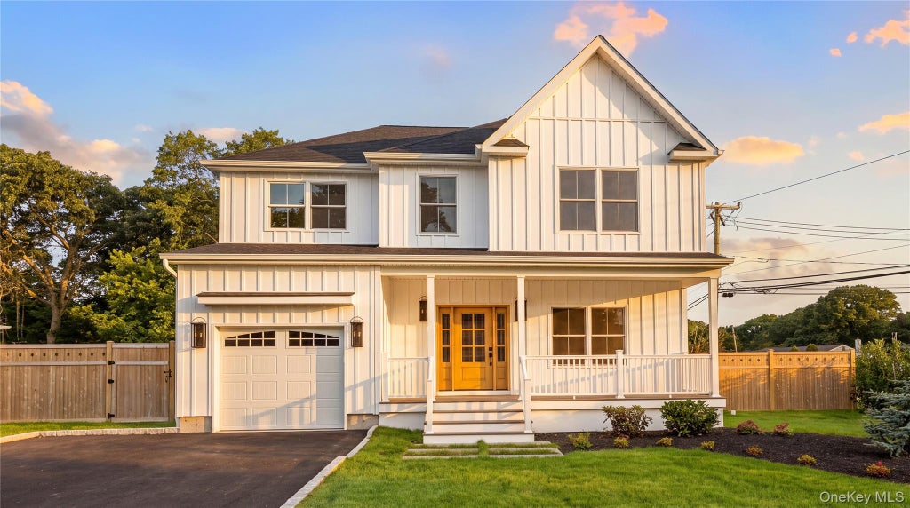 Photo of 100 Bieselin Road, Bellport Village, NY 11713 (MLS # 1039944)