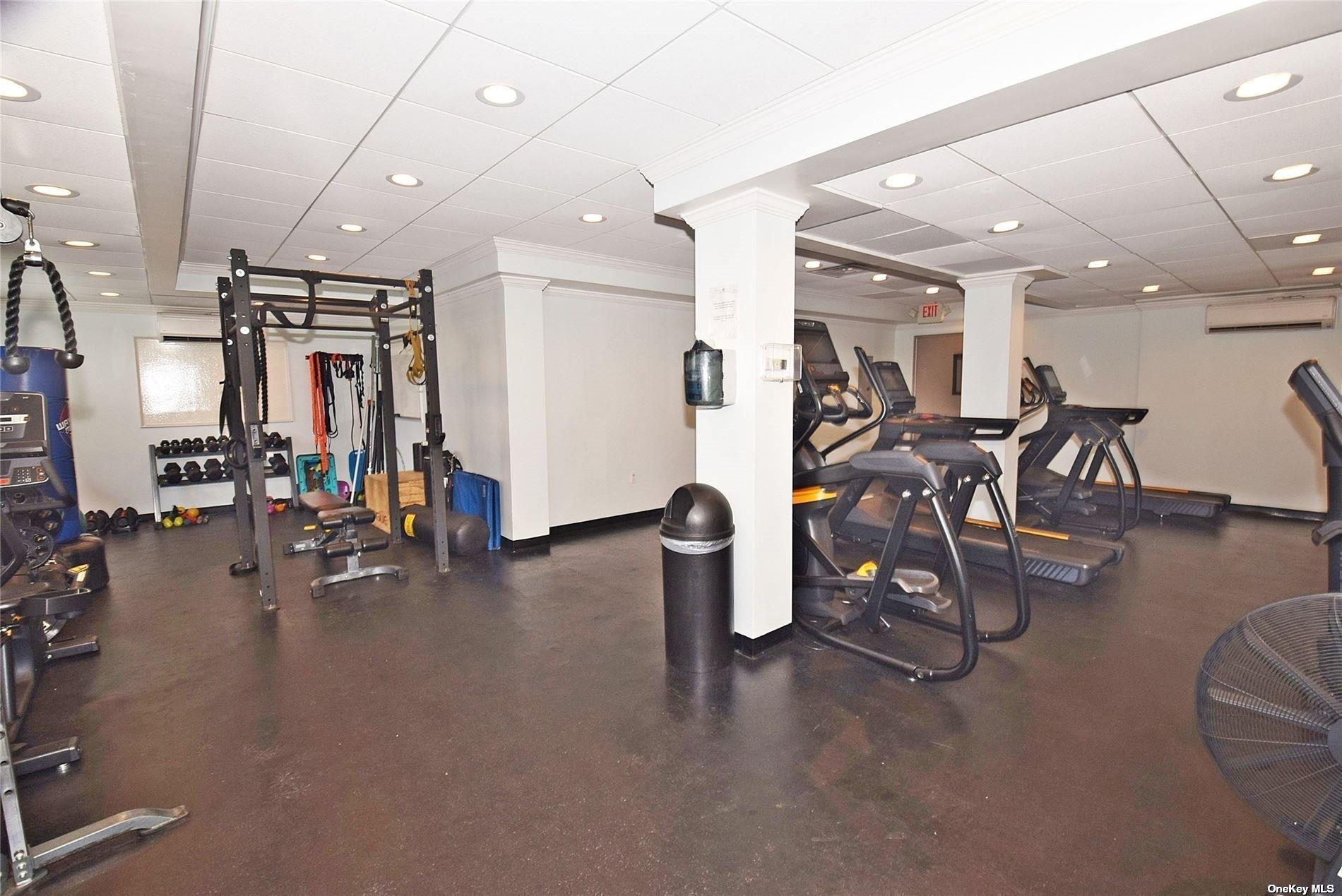 700 Shore Road Rd #2U, Long Beach, New York image 14