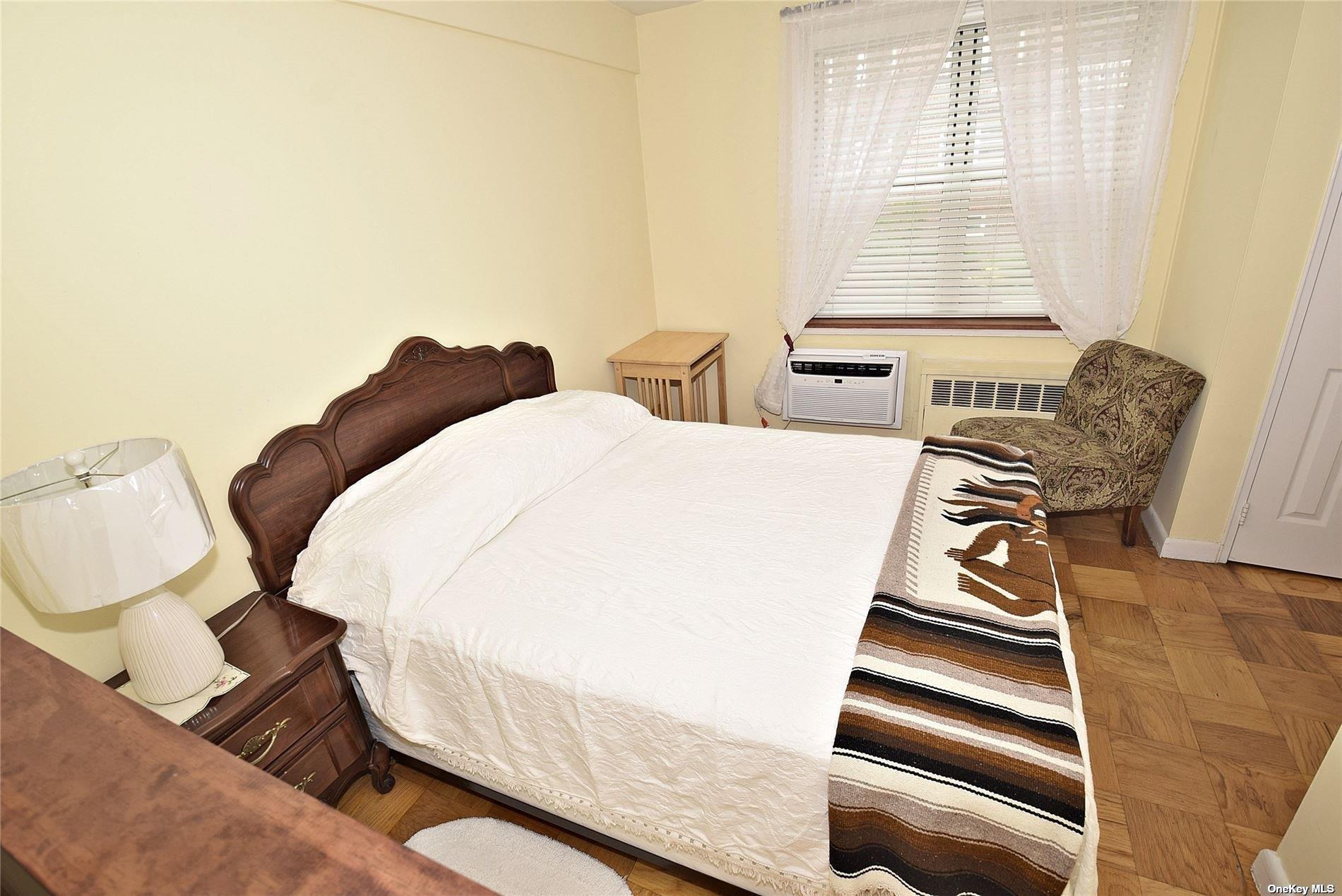 700 Shore Road Rd #2U, Long Beach, New York image 8