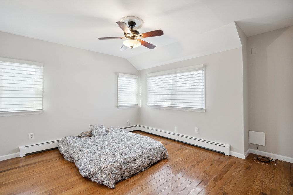 12 Somerset Street, Huntington, New York image 16