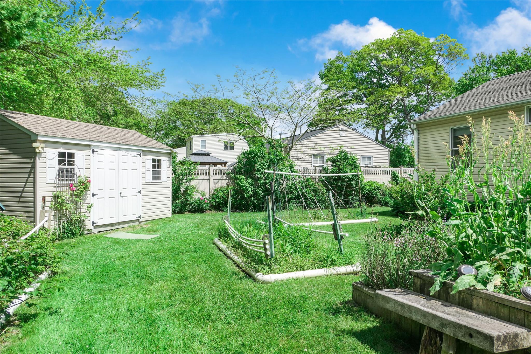 125 Engelke Street, Patchogue, New York image 26