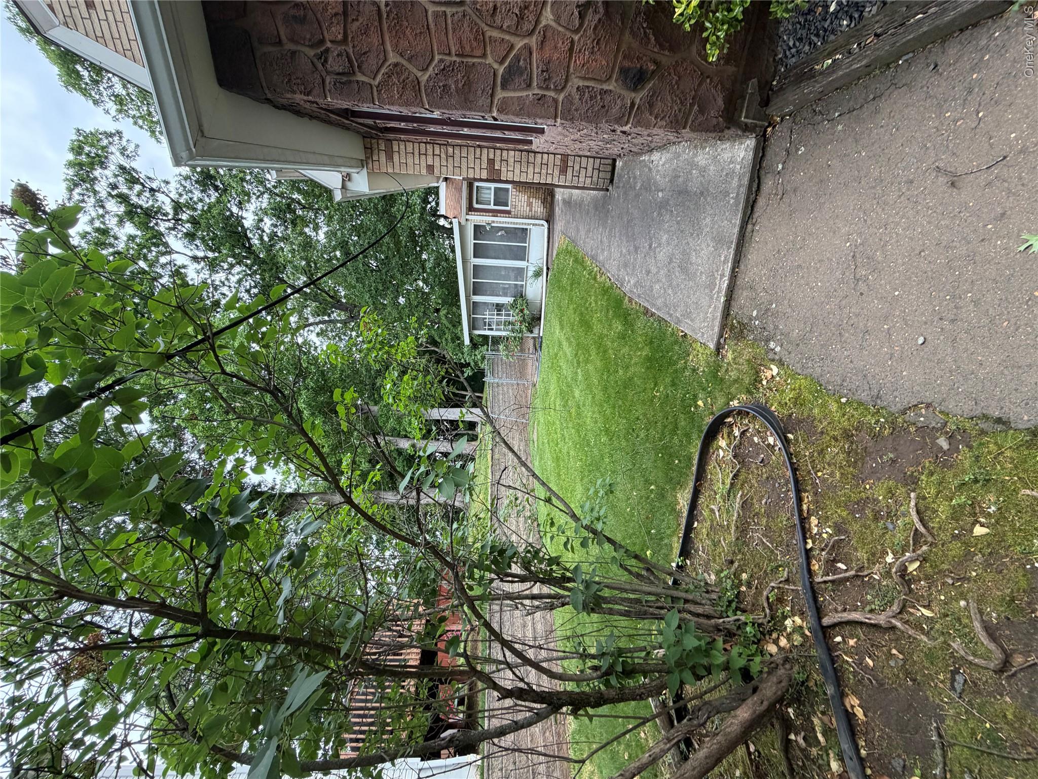 81 Hillside Terrace