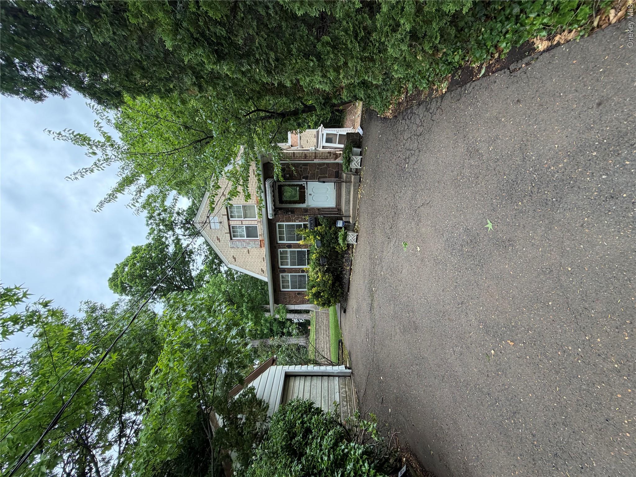 81 Hillside Terrace