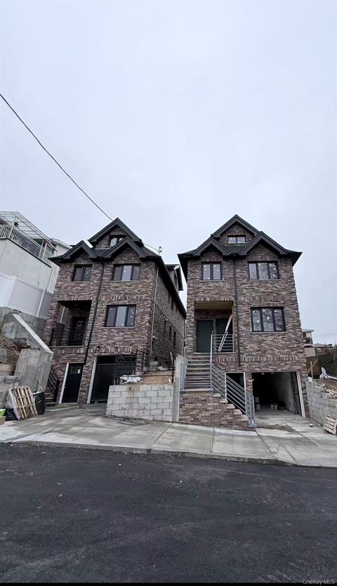 3-24 125th Street 3-22 College Point NY 11356