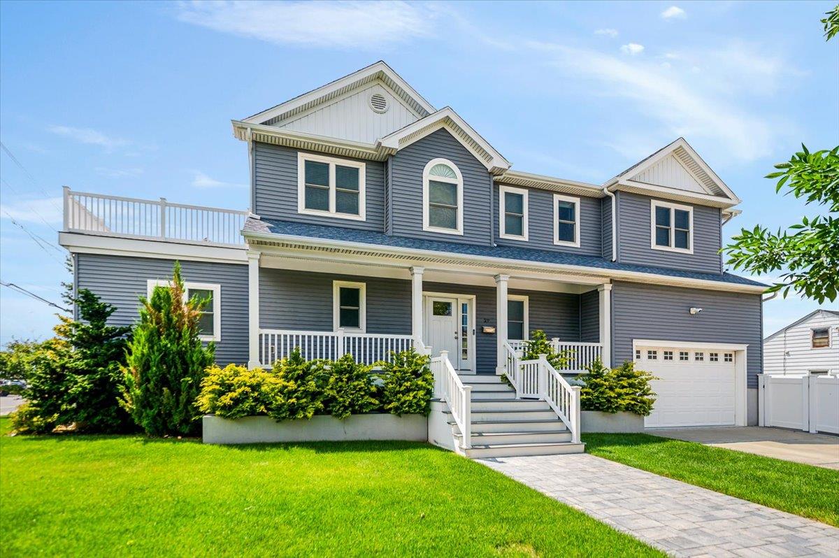 Atlantic Beach, New York 11509, United States, 3 Bedrooms Bedrooms, ,3 BathroomsBathrooms,Residential,Active,157367