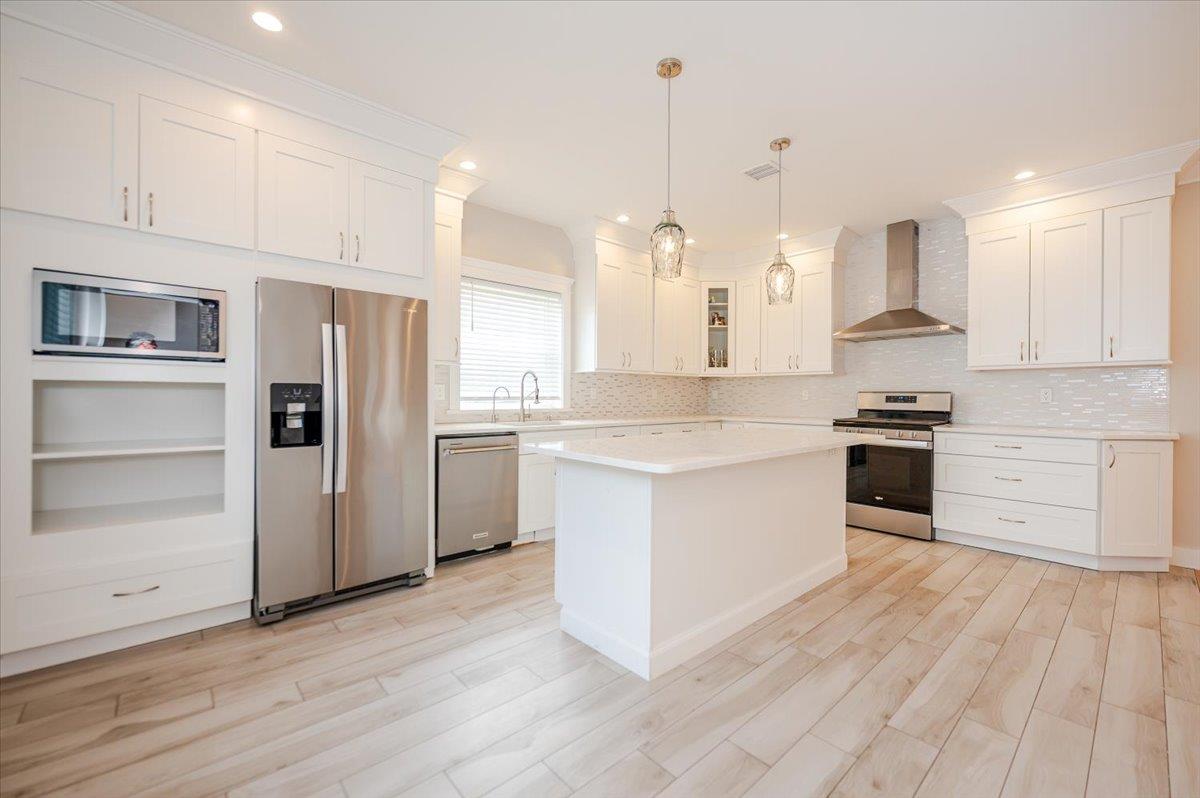 Atlantic Beach, New York 11509, United States, 3 Bedrooms Bedrooms, ,3 BathroomsBathrooms,Residential,Active,157367