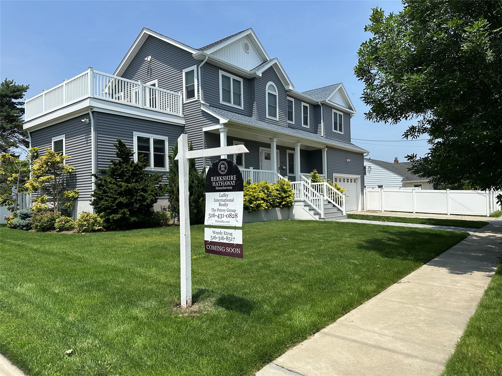 Atlantic Beach, New York 11509, United States, 3 Bedrooms Bedrooms, ,3 BathroomsBathrooms,Residential,Active,157367