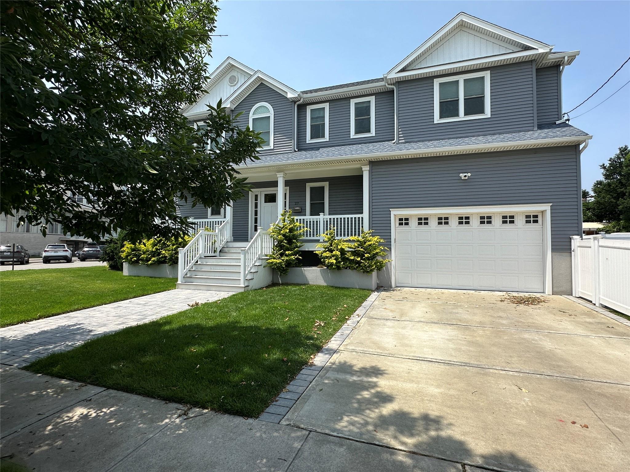 Atlantic Beach, New York 11509, United States, 3 Bedrooms Bedrooms, ,3 BathroomsBathrooms,Residential,Active,157367